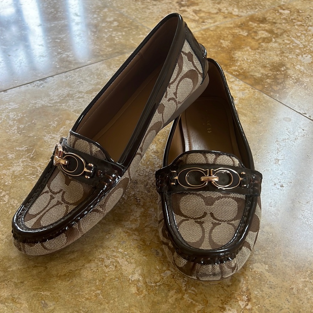 Coach Women’s Size 7B Fortunata Loafers/Flats, Brown/Tan, Never Worn